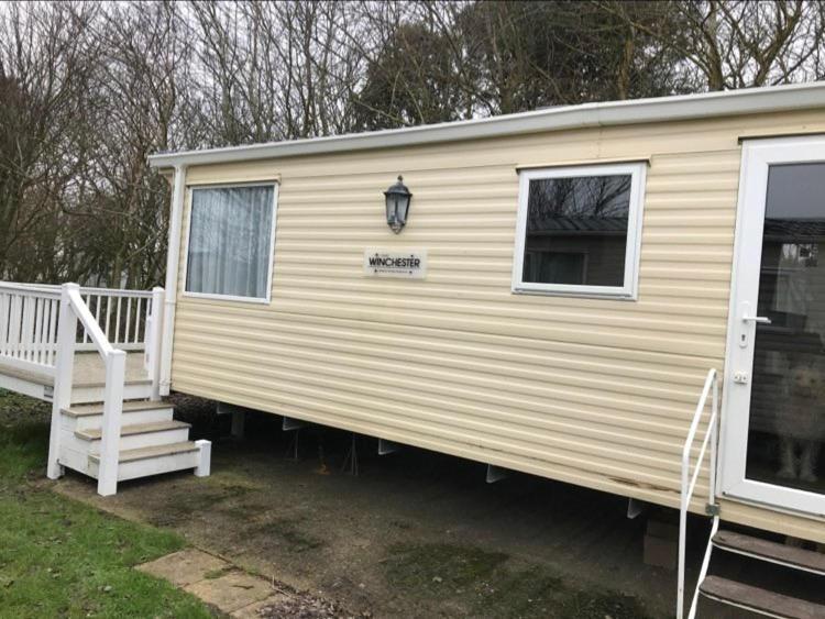 Hotel The Winchester Luxury Pet Friendly Caravan On Broadland Sands Holiday Park Between Lowestoft And Great Yarmouth Corton  Zewnętrze zdjęcie