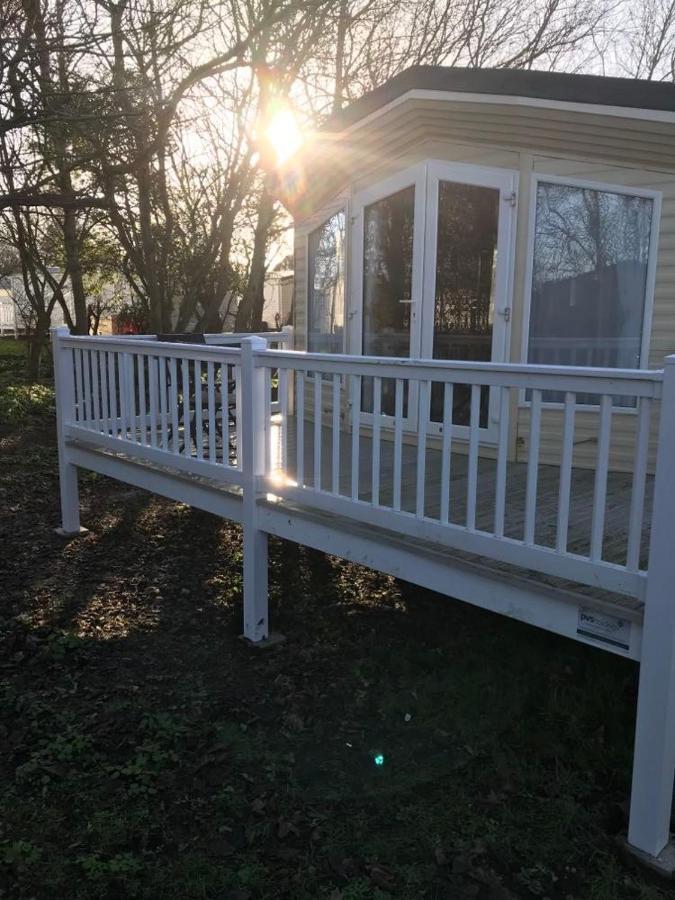 Hotel The Winchester Luxury Pet Friendly Caravan On Broadland Sands Holiday Park Between Lowestoft And Great Yarmouth Corton  Zewnętrze zdjęcie