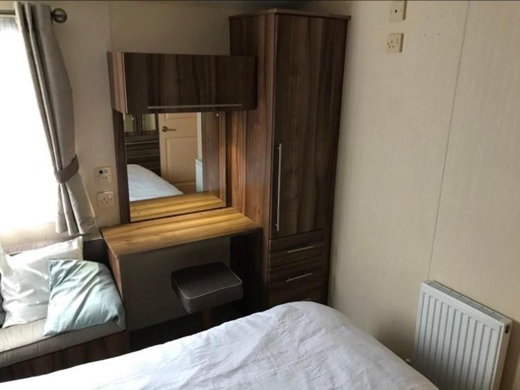 Hotel The Winchester Luxury Pet Friendly Caravan On Broadland Sands Holiday Park Between Lowestoft And Great Yarmouth Corton  Zewnętrze zdjęcie