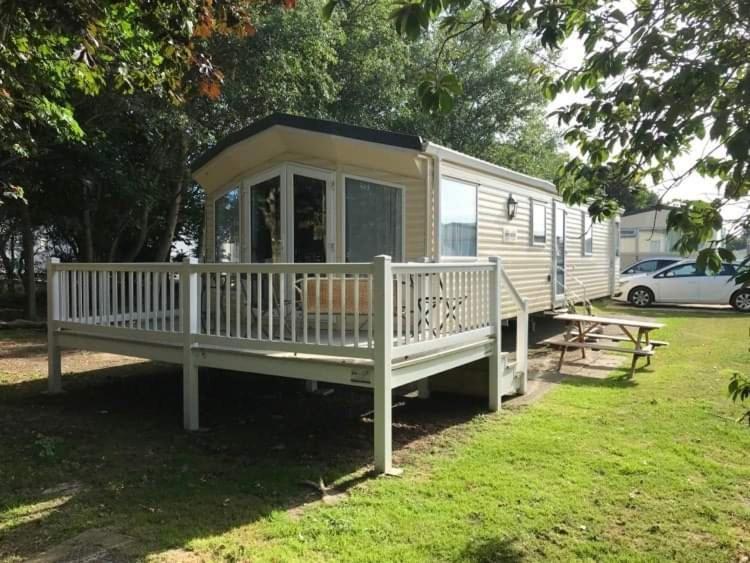 Hotel The Winchester Luxury Pet Friendly Caravan On Broadland Sands Holiday Park Between Lowestoft And Great Yarmouth Corton  Zewnętrze zdjęcie